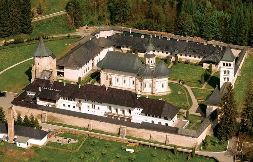 Duși cu pluta în.. Bucovina