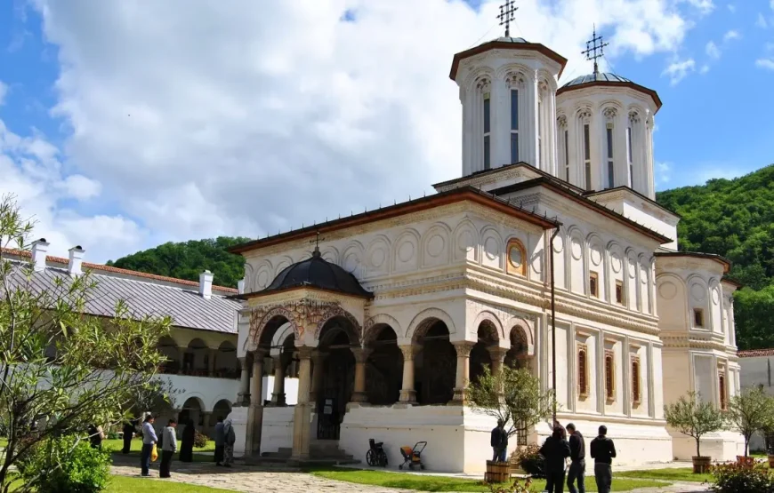 Pelerinaj la Mănăstirea Alina Maria